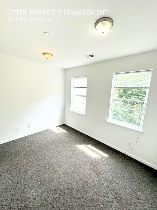 Building Photo - 1823 Willington St