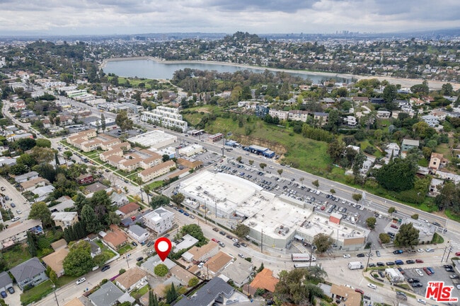 Building Photo - 2279 India St