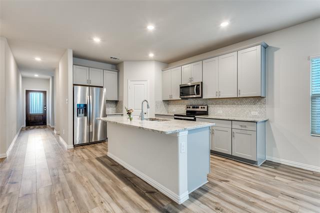 Primary Photo - 1505 Mineral Pt Pl