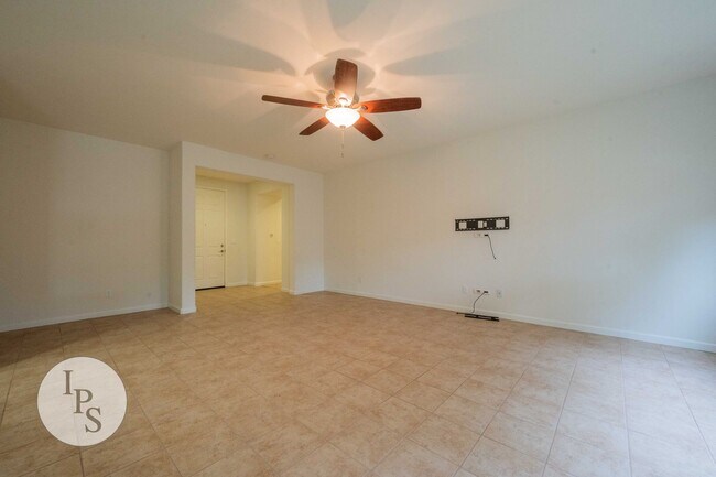 Building Photo - Harlan Ranch Clovis Home, 3BR/2BA, Amazing Community - Lots of Amenities!