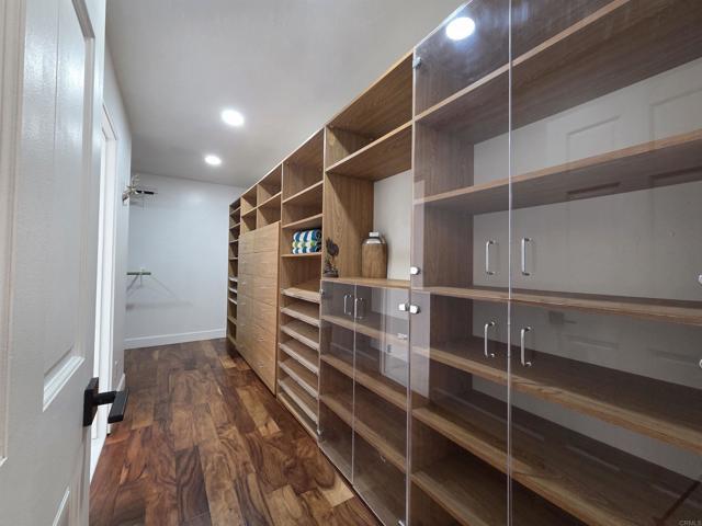 Building Photo - 1165 Midway Dr