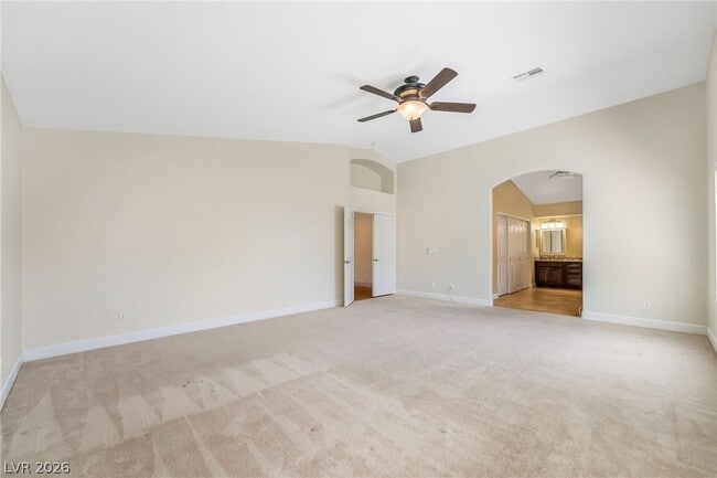 Building Photo - 271 Pointe Ranier Ave