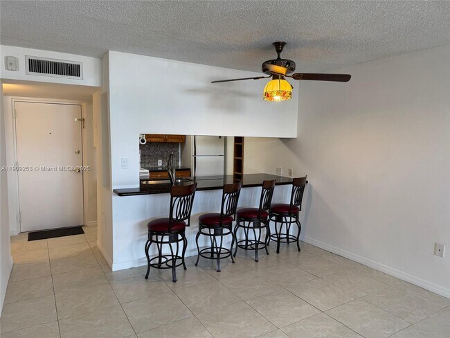 Building Photo - 10700 SW 108th Ave