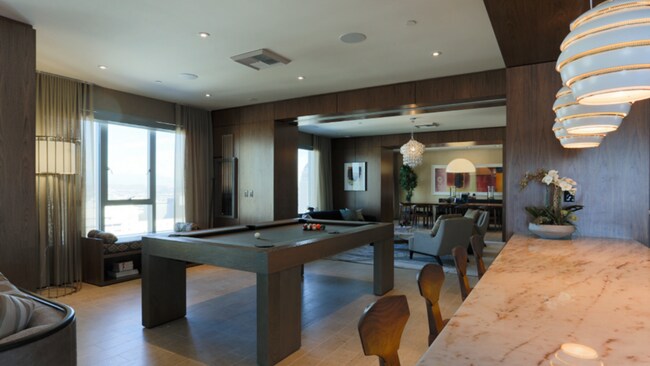 Building Photo - 225 S Grand Ave