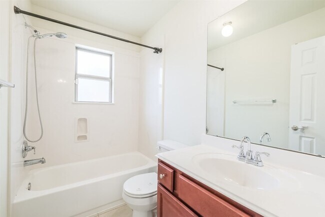 Building Photo - 6811 Gonzales Pt