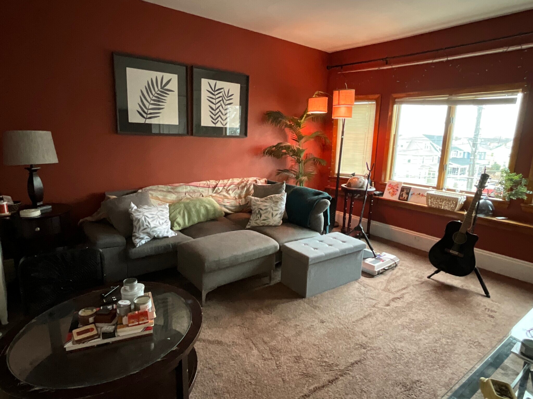 Building Photo - 325 Main St