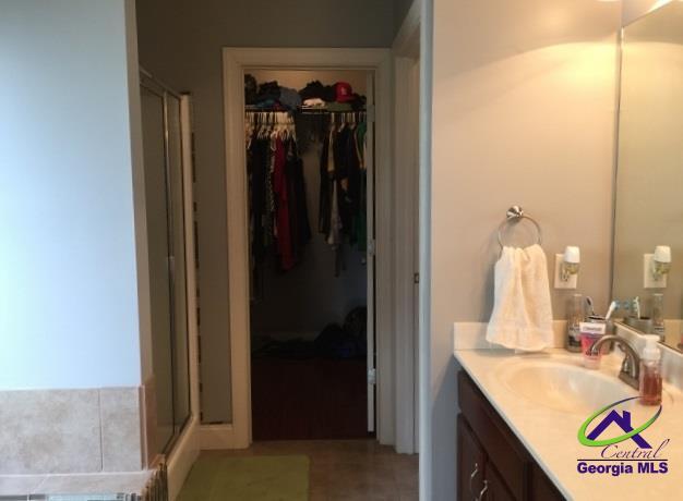 Building Photo - 260 Southland Station Dr