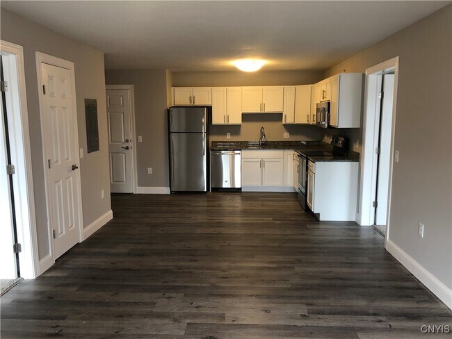 Building Photo - 1217 Tulip St