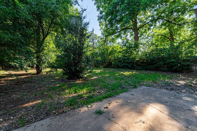 Building Photo - 3 Bed 2 Bath in OKC!