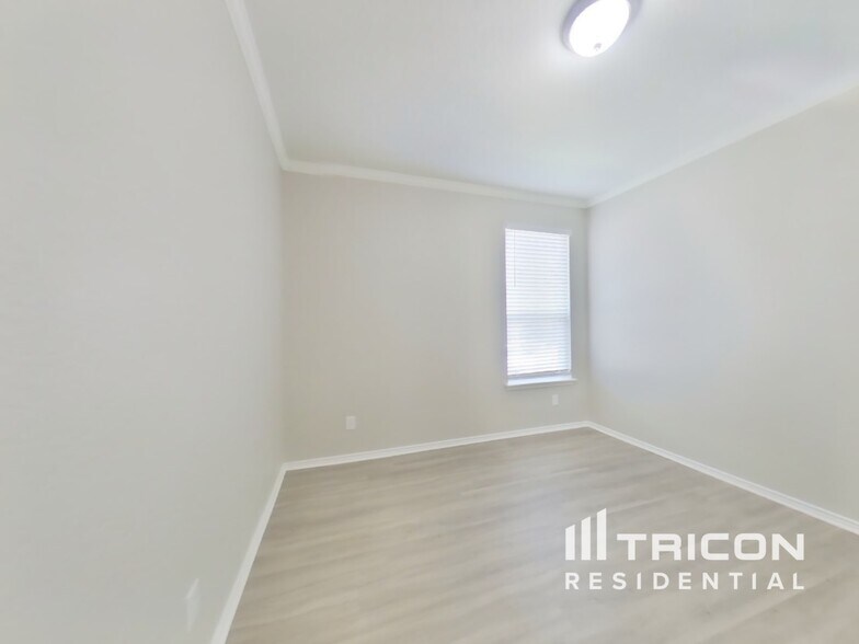 Building Photo - 6258 Ozona Mill