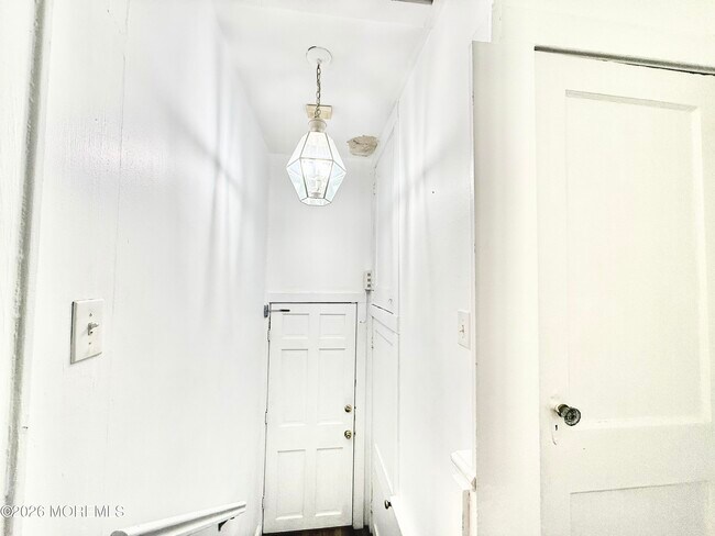 Building Photo - 140 Wall St