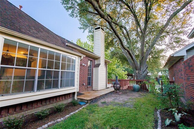 Building Photo - 1131 Spinnaker Way