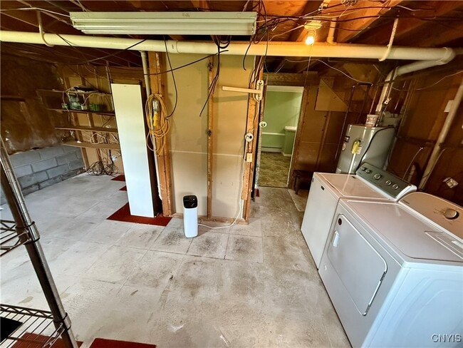 Building Photo - 8339 Zenith Dr