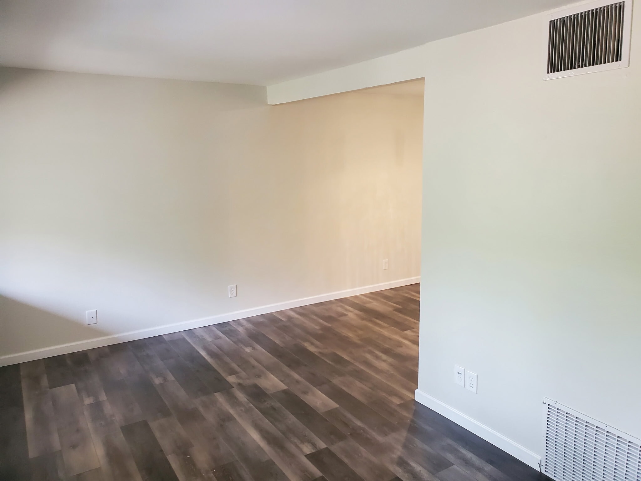 Building Photo - 1705 Heatheridge Rd