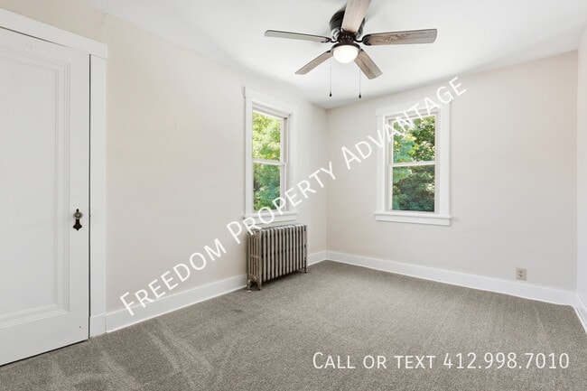 Building Photo - 761 Shady Dr E