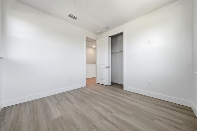 Building Photo - 1605 Bryn Mawr St