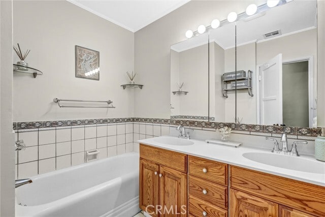 Building Photo - 1130 N Cordova St