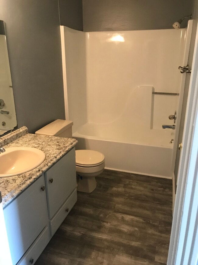 Building Photo - 103 Hines Blvd