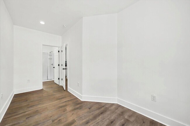 Building Photo - 2867 N Lee St
