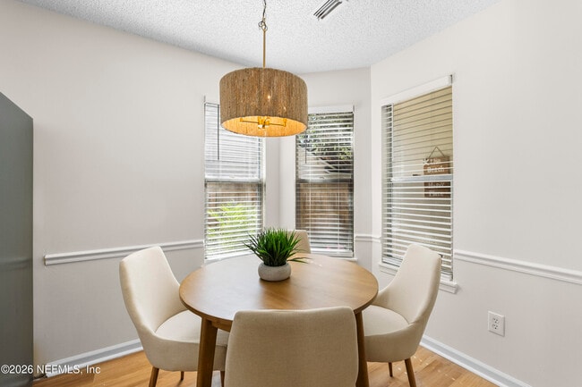 Building Photo - 1105 Mimosa Cove Ct W