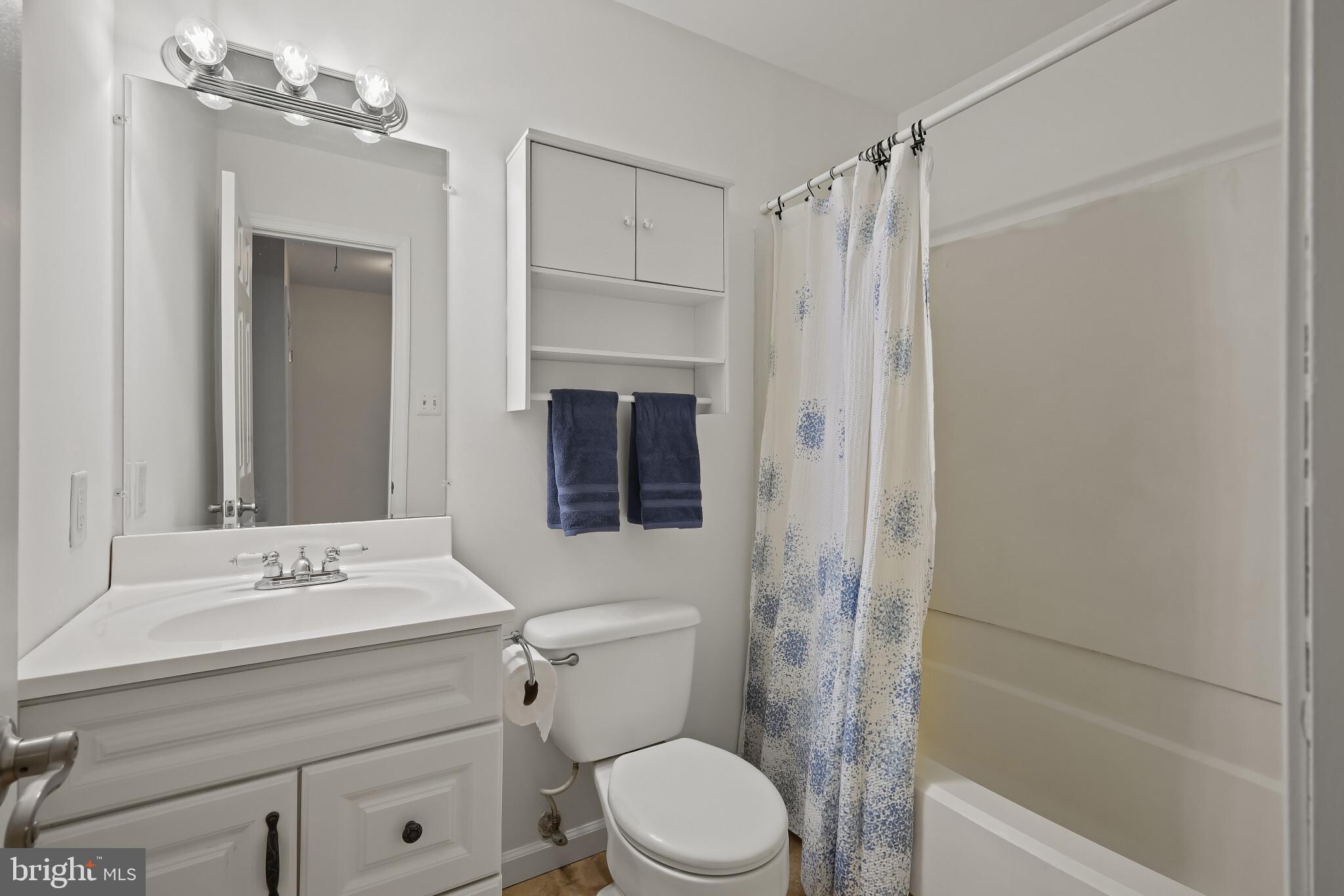 Building Photo - 332 Charred Oak Ct