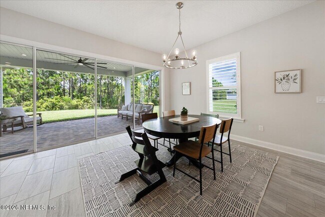 Building Photo - 10300 Silverbrook Trl