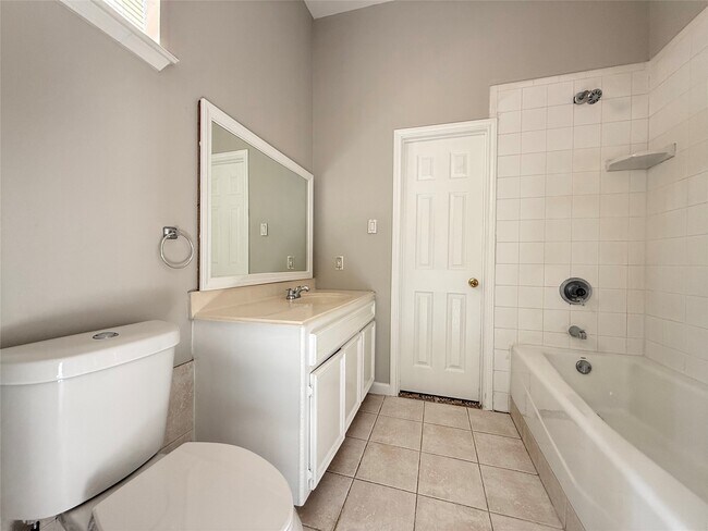 Building Photo - 11346 Old Telegraph Rd