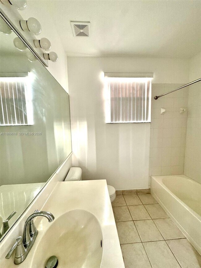 Building Photo - 4402 SW 160th Ave