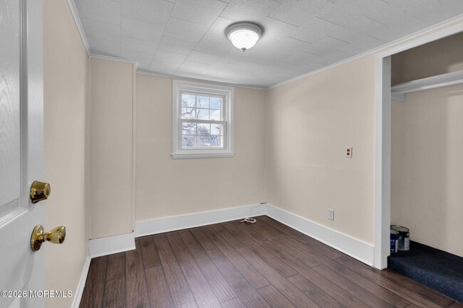 Building Photo - 1001 Arnold Ave