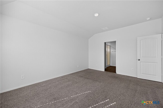 Building Photo - 326 N Richland Dr