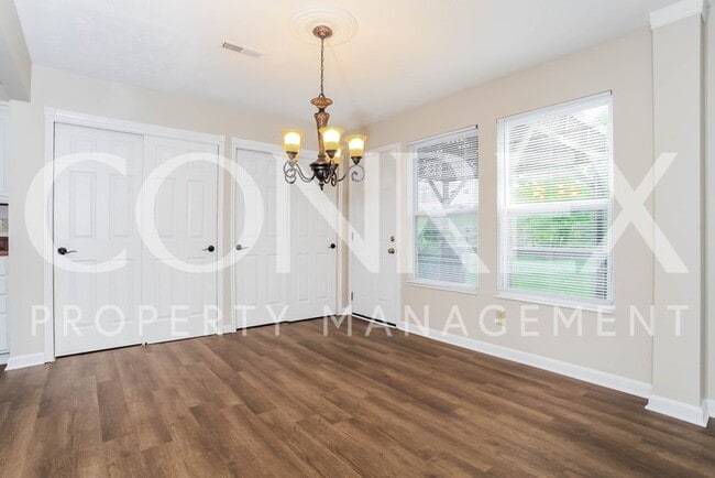 Building Photo - Stunning 3 Bedroom with Outdoor Patio