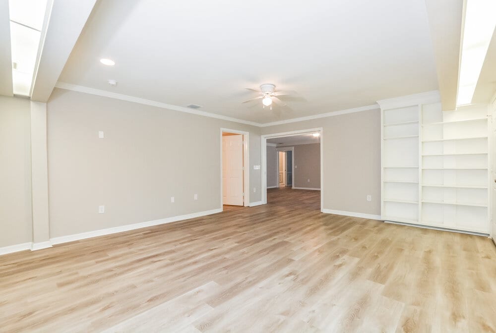 Building Photo - 51 Dogwood Ln