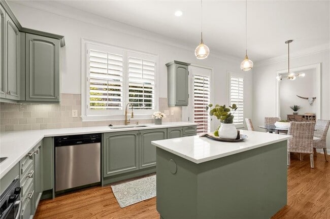 Building Photo - 2317 St Davids Square