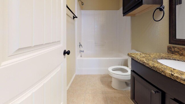 Building Photo - 411 Baby Bear Dr