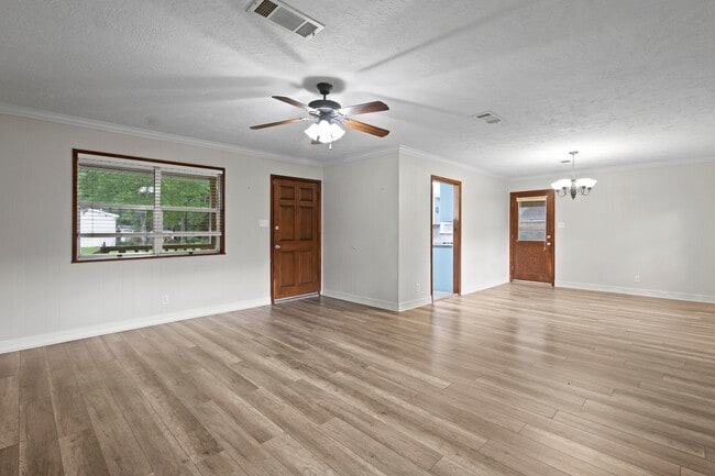 Building Photo - 8598 Cornell Dr