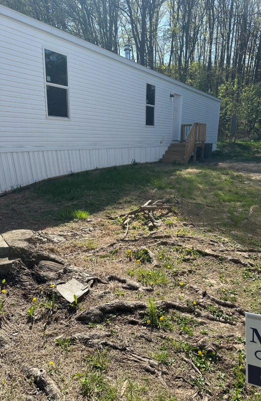 Building Photo - 3626 Seymour Rd