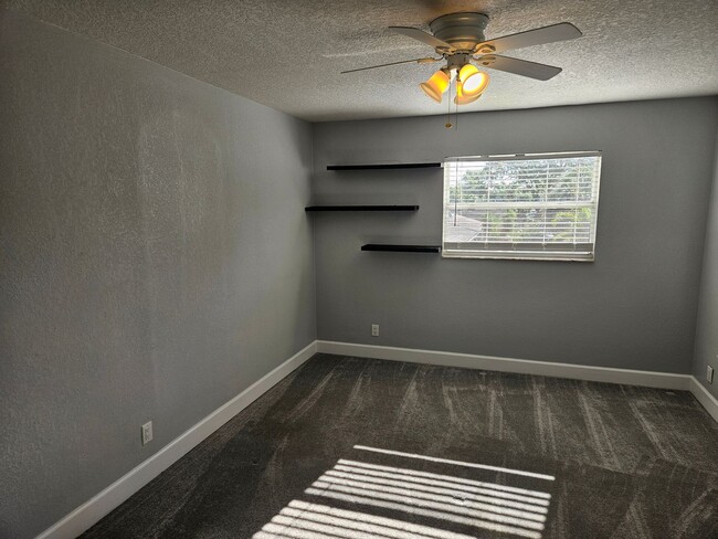 Building Photo - Stunning Jungle Terrace Oasis: Renovated 4...