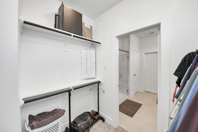 Building Photo - 7655 Jerrara Hts Ln