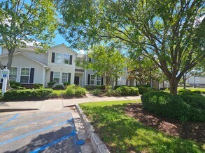 Building Photo - Kiskadee Parke C-M