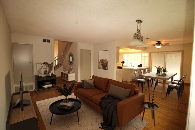 Building Photo - Spacious Corner Lot Home in Desirable Vent...