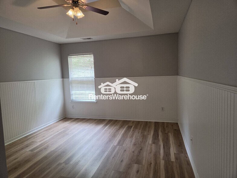 Building Photo - 4410 Ambassador Way