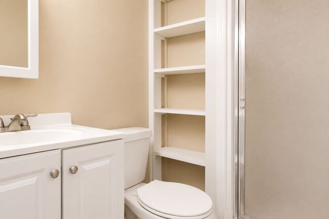 Building Photo - 1 Bedroom, 1 Bathroom Home for Rent in Zephyrhills!