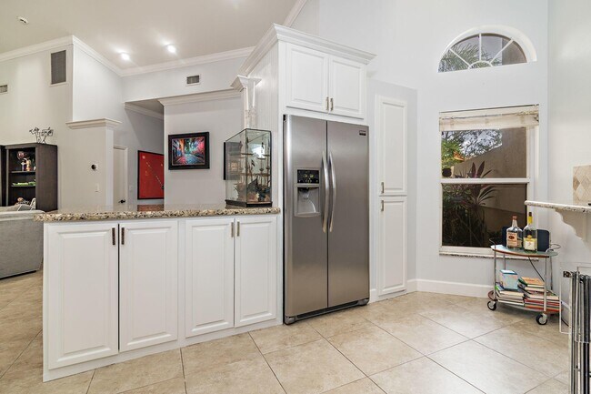 Building Photo - 2102 Mahogany Pl