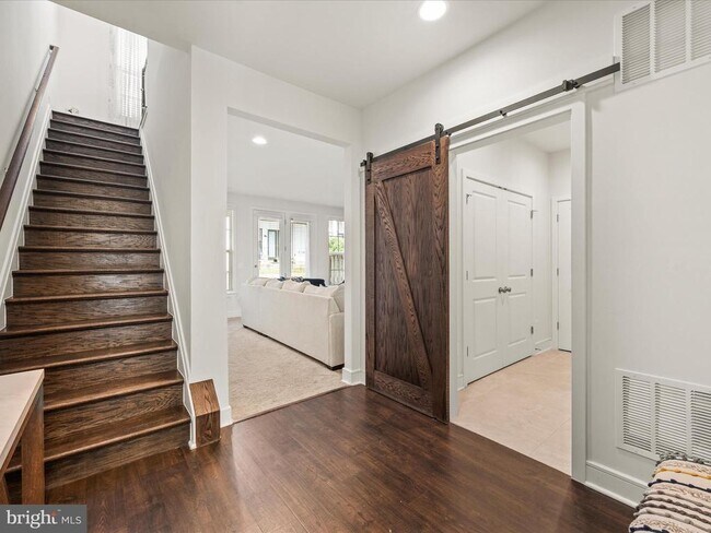 Building Photo - 25465 Nichols Orchard Terrace