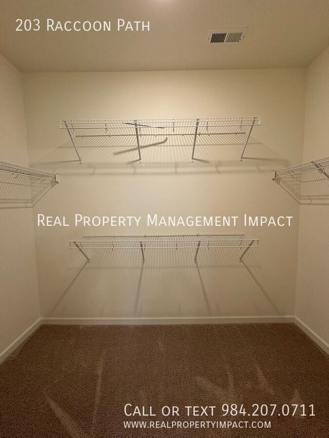 Building Photo - 203 Raccoon Path