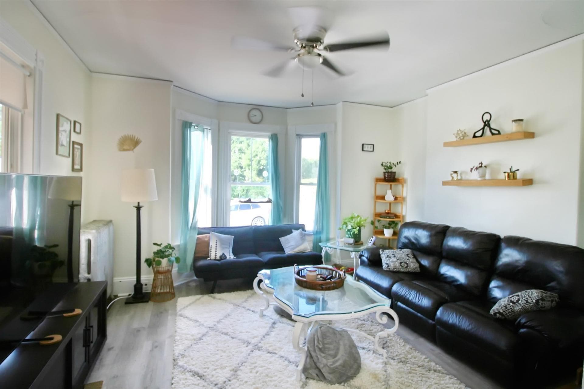 Building Photo - 10 Trakey St