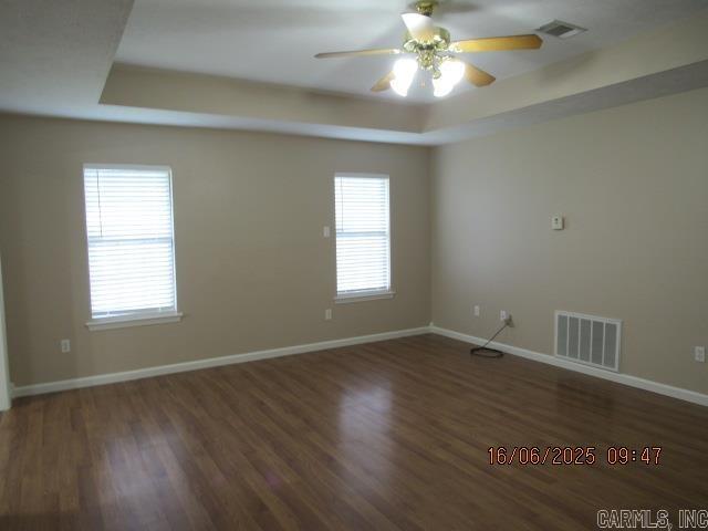 Building Photo - 1825 Tuscany Dr