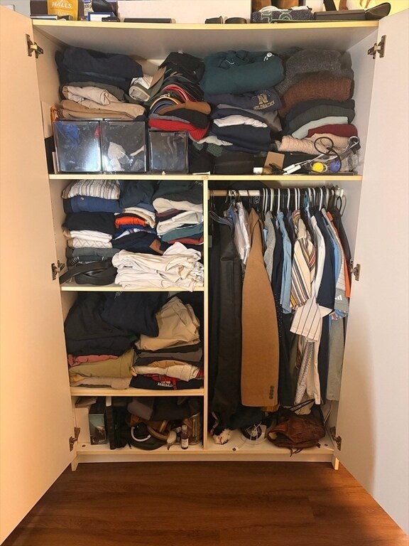 Building Photo - 254 Hurley St