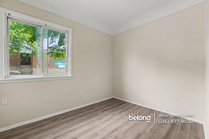 Building Photo - 3326 Walton Ave