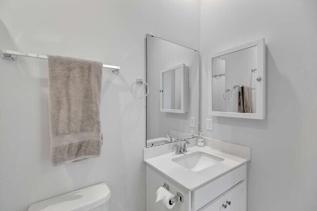 Building Photo - Luxury Villa Living in the Heart of Carnes Crossroads!